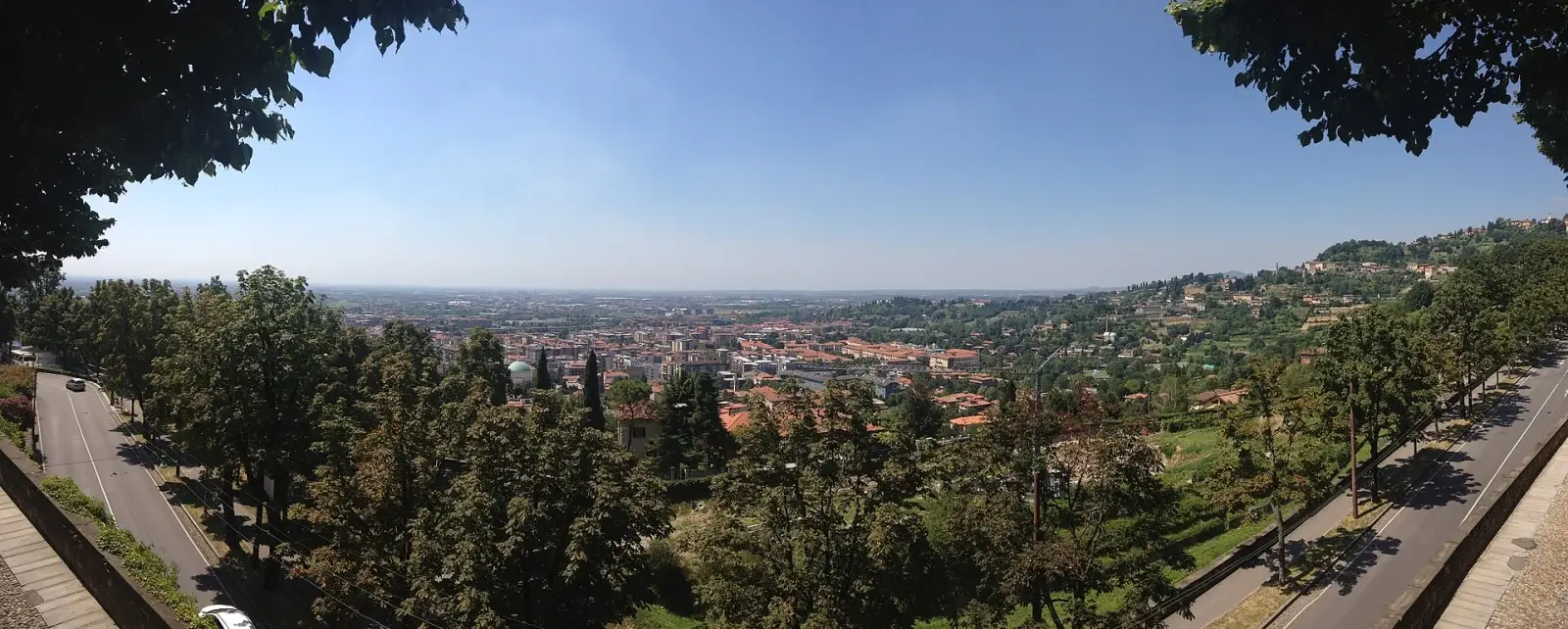 Panoramavy över Bergamo